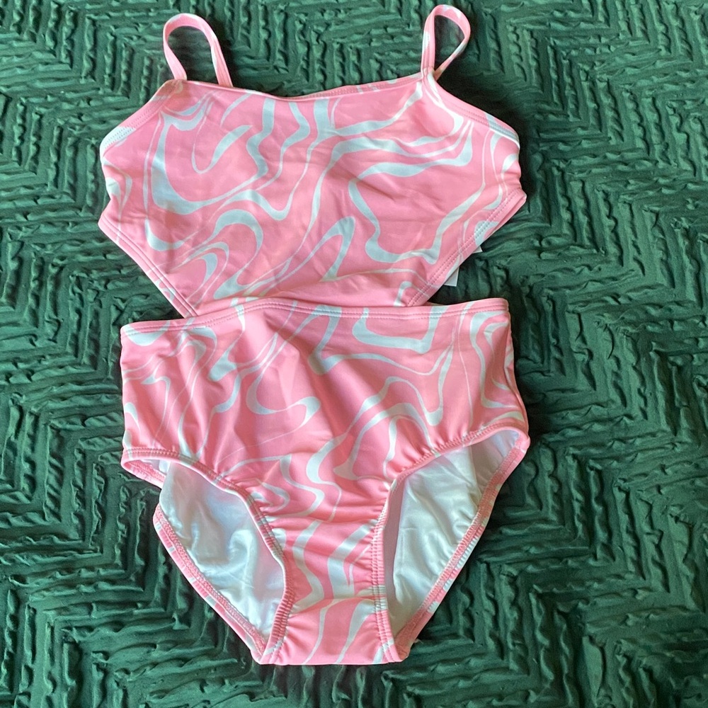 Old Navy Kids Swirl Pattern One Piece Swimsuit